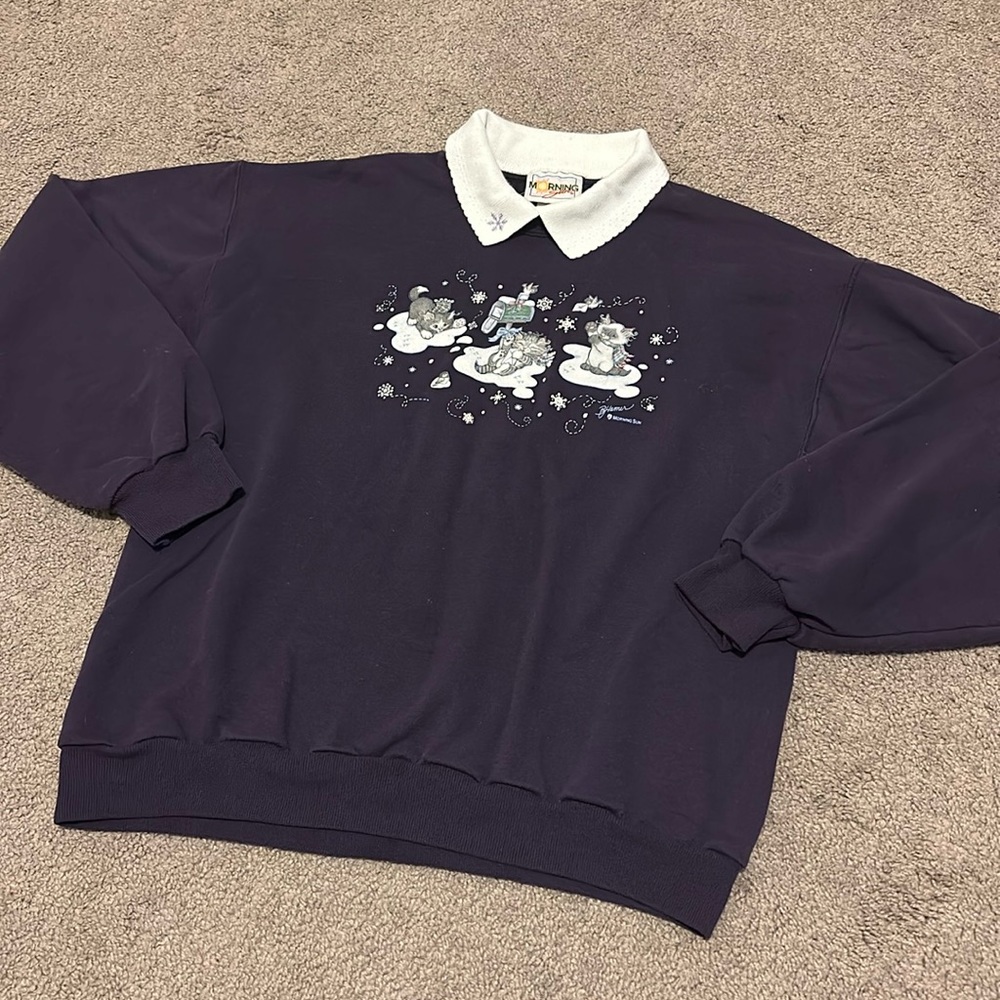 Vintage Style Navy Sweater with White Collar